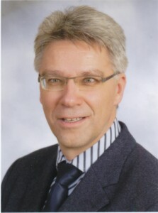 Dr. Dirk Richhardt